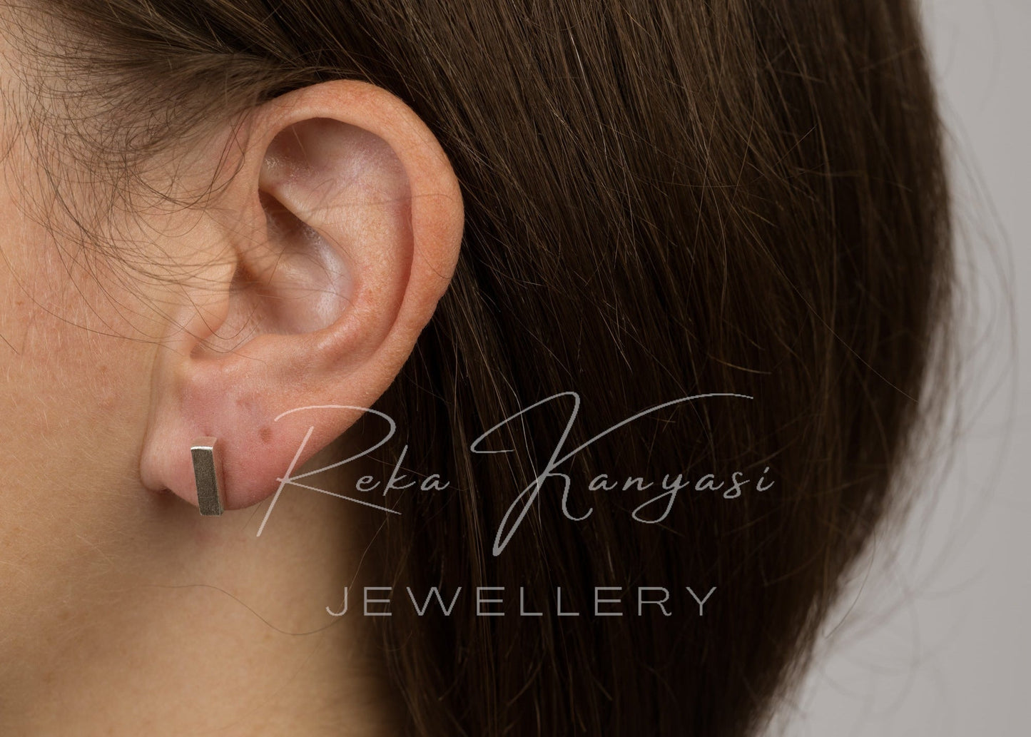 Matt ezüst csík fülbevaló - Reka Kanyasi Jewellery
