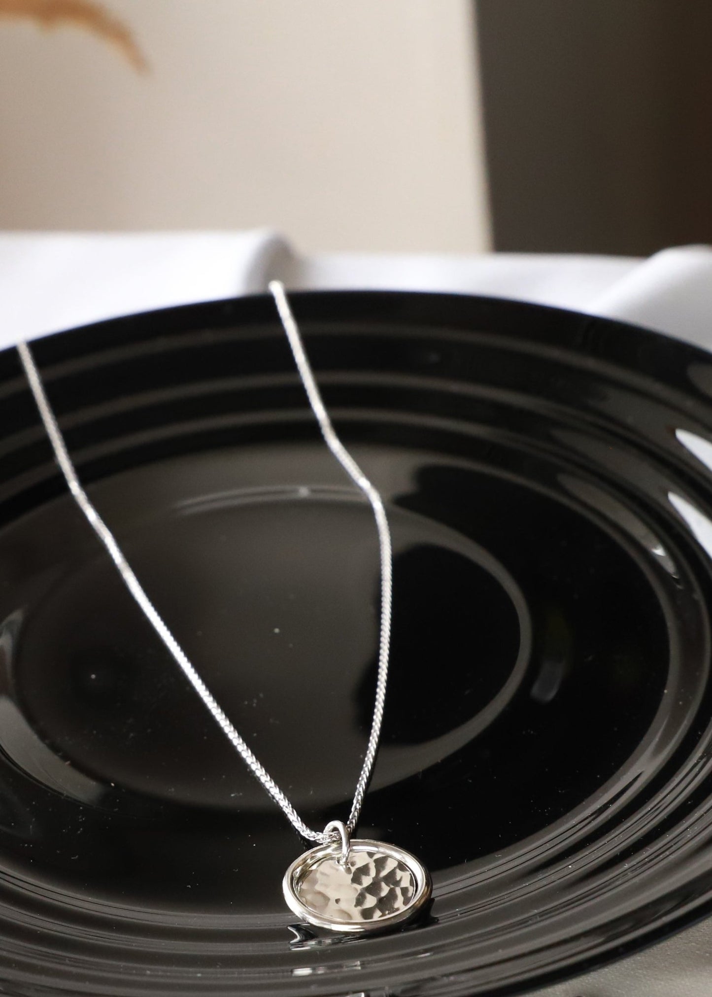 Mila hammered sterling silver pendant with chain - Mila ezüst medál lánccal - Reka Kanyasi Jewellery