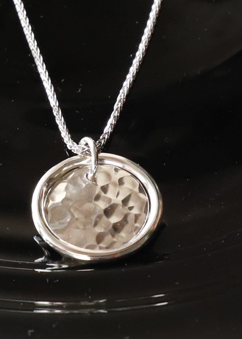 Mila hammered sterling silver pendant with chain - Mila ezüst medál lánccal - Reka Kanyasi Jewellery