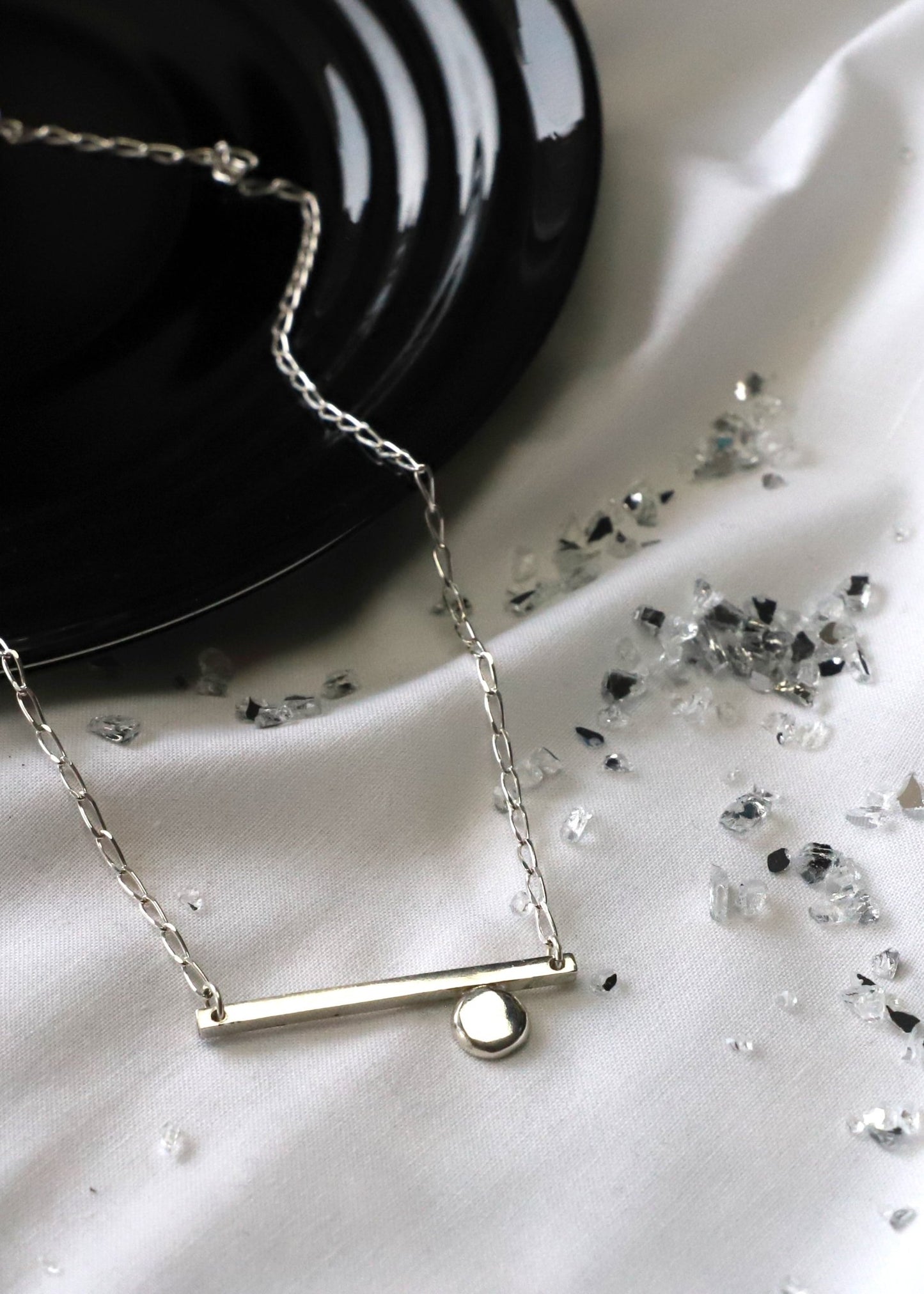 The Equalization necklace - Kiegyenlítődés ezüst nyaklánc - Reka Kanyasi Jewellery