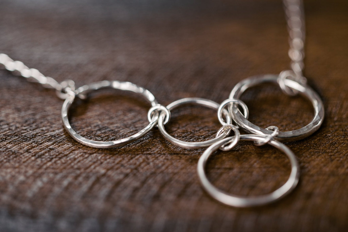 The FAMILY of 4 silver chain with 4 circle - A 4 tagú CSALÁD ezüst körökkel láncon - Reka Kanyasi Jewellery