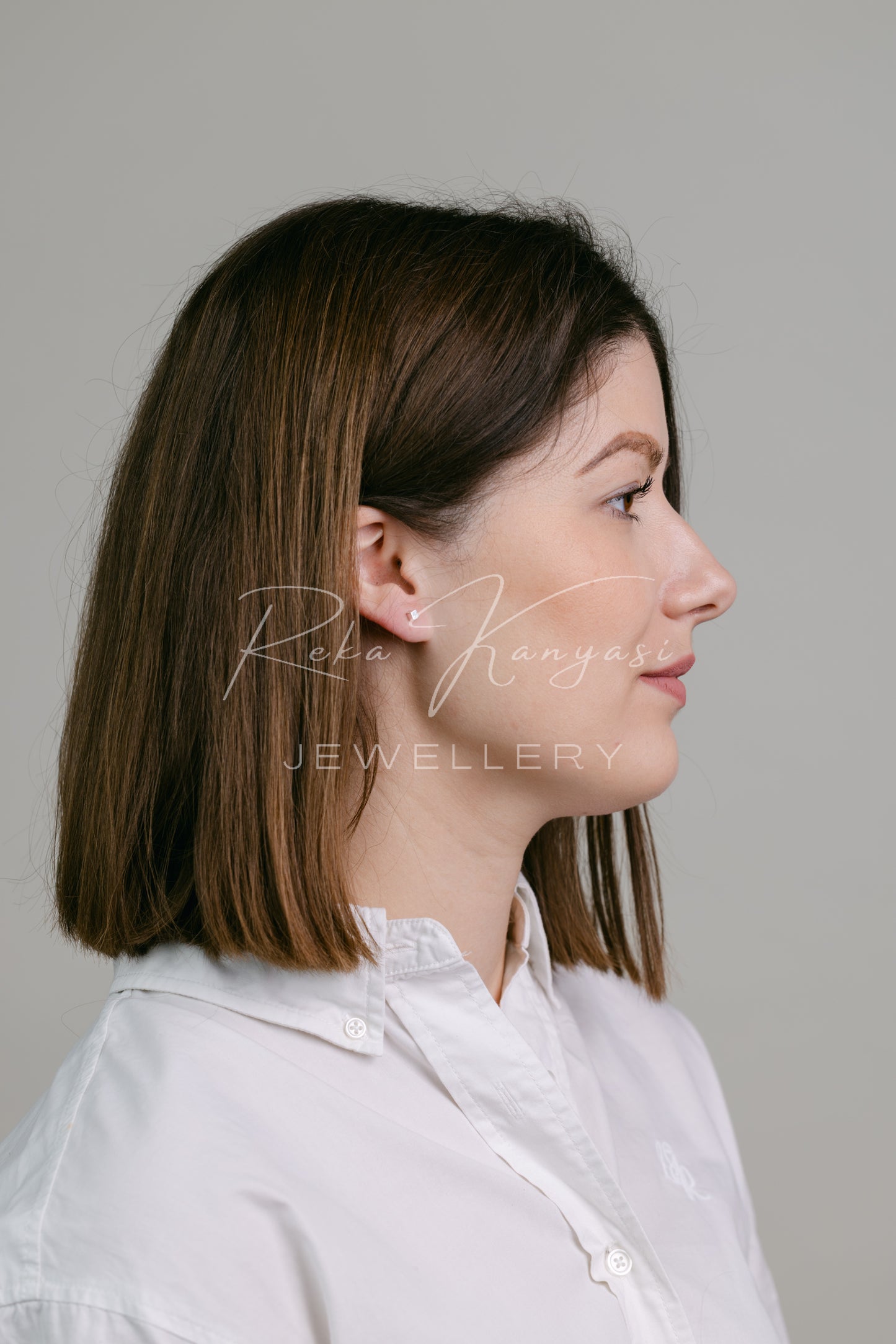 Kis ezüst kocka fülbevaló