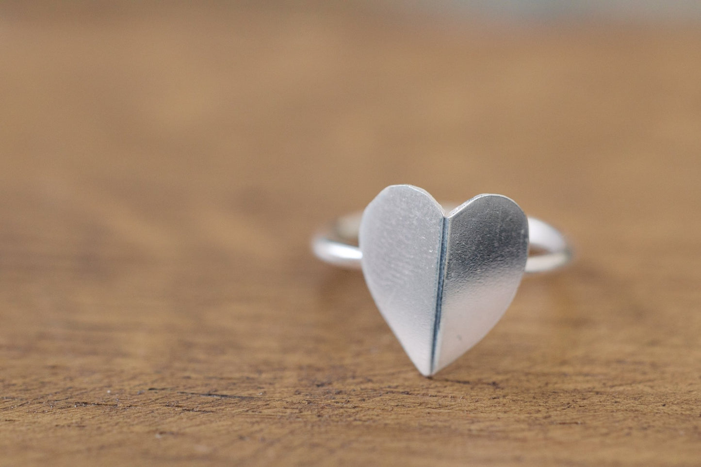 Bent heart - shaped silver ring - Hajlíott szív alakú ezüst gyűrű - Reka Kanyasi Jewellery