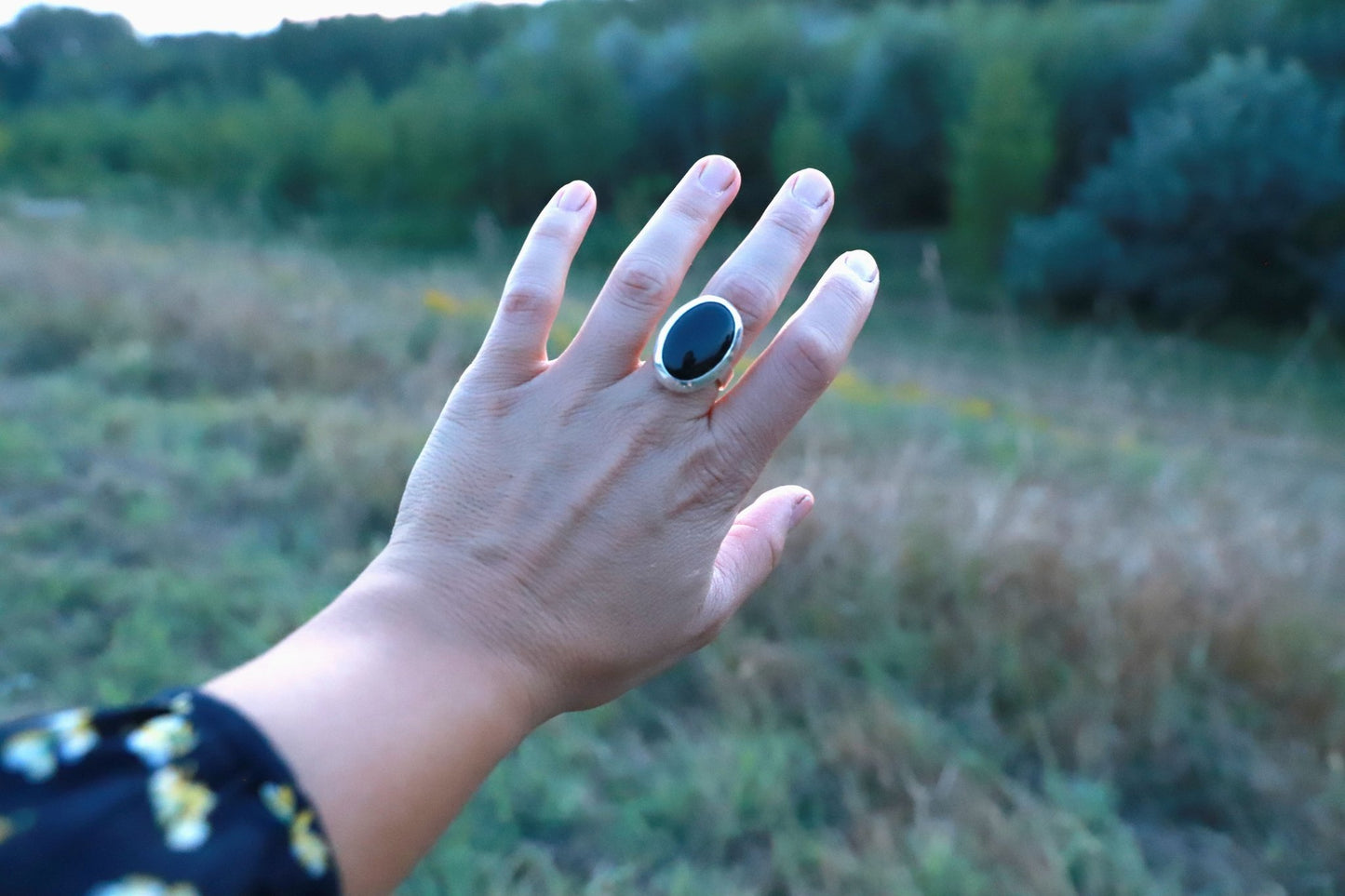 Dinorah Onyx Silver Ring - Dinorah Ónix Ezüst Gyűrű - Reka Kanyasi Jewellery