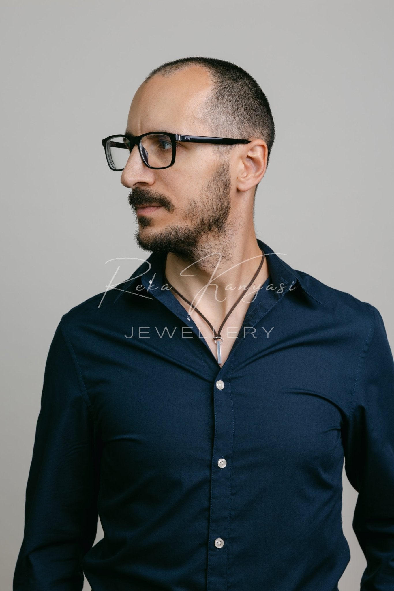 Geometrikus ezüst medál férfiaknak - Reka Kanyasi Jewellery