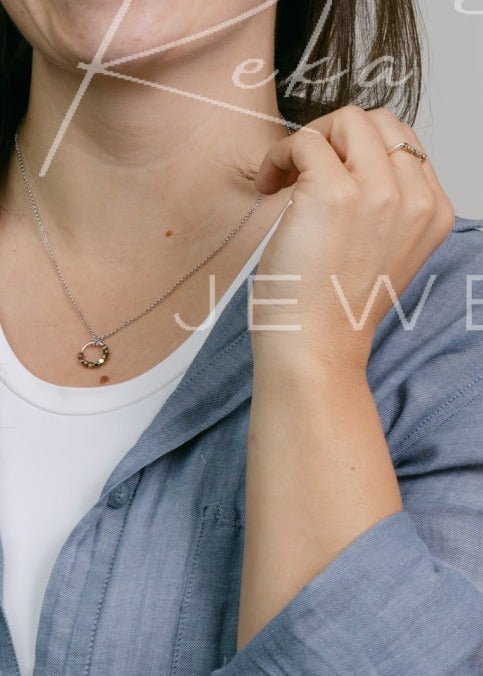 Nílus ezüst nyaklánc hematit gyöngyökkel - Reka Kanyasi Jewellery