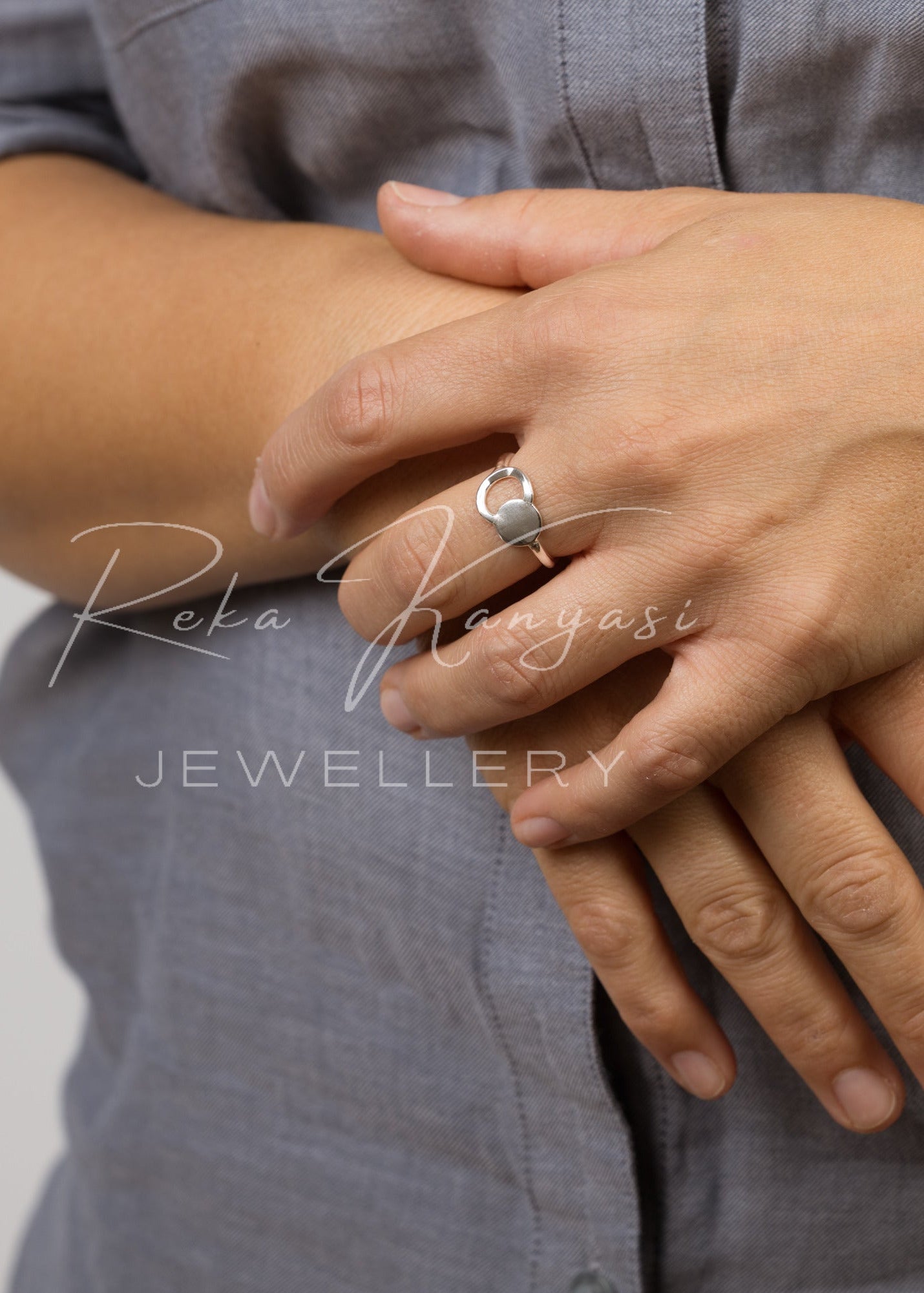 Sfere ezüst gyűrű - Reka Kanyasi Jewellery