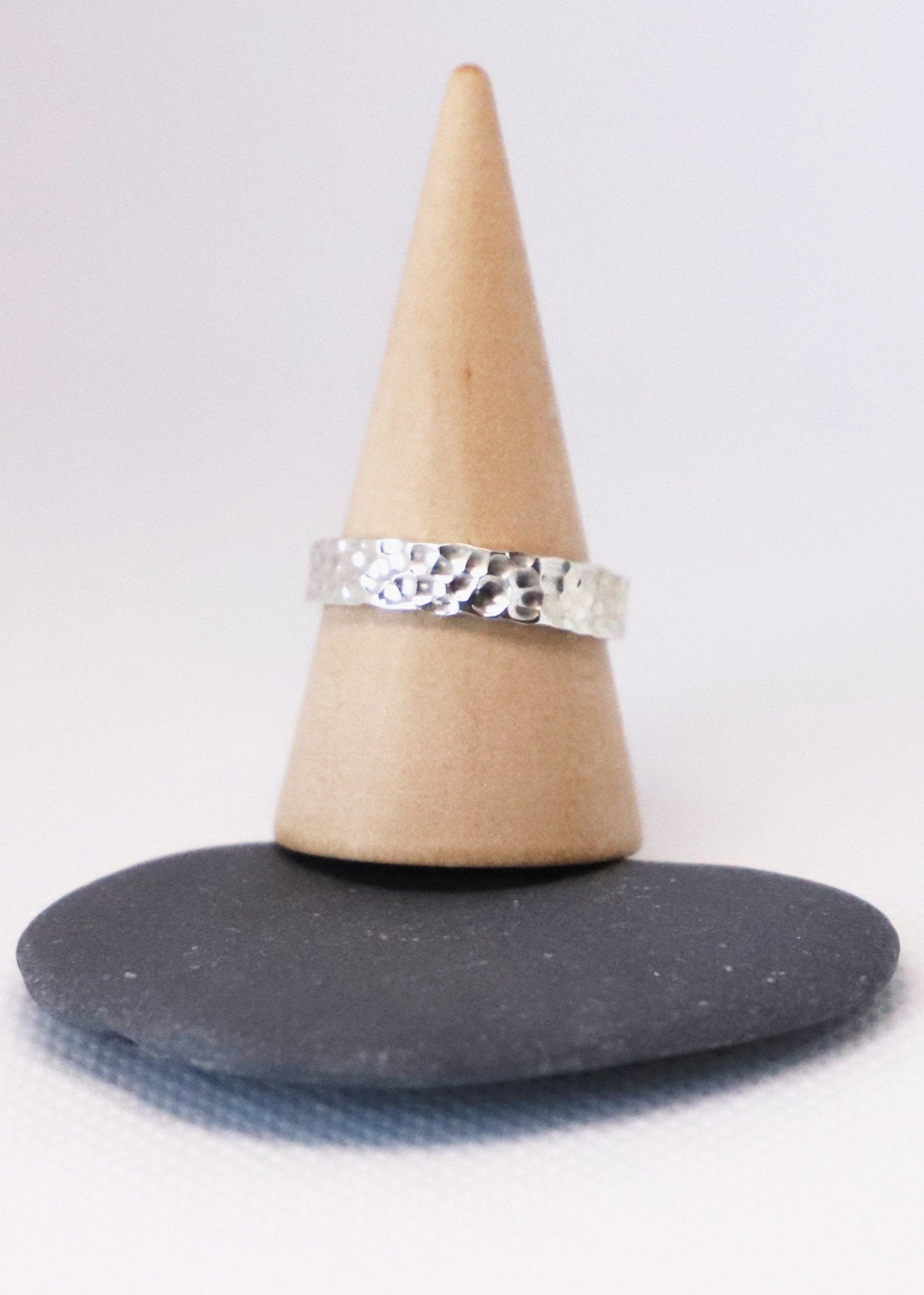 Simple hammered silver beauty ring - Egyszerű kalapált szépség ezüst gyűrű - Reka Kanyasi Jewellery